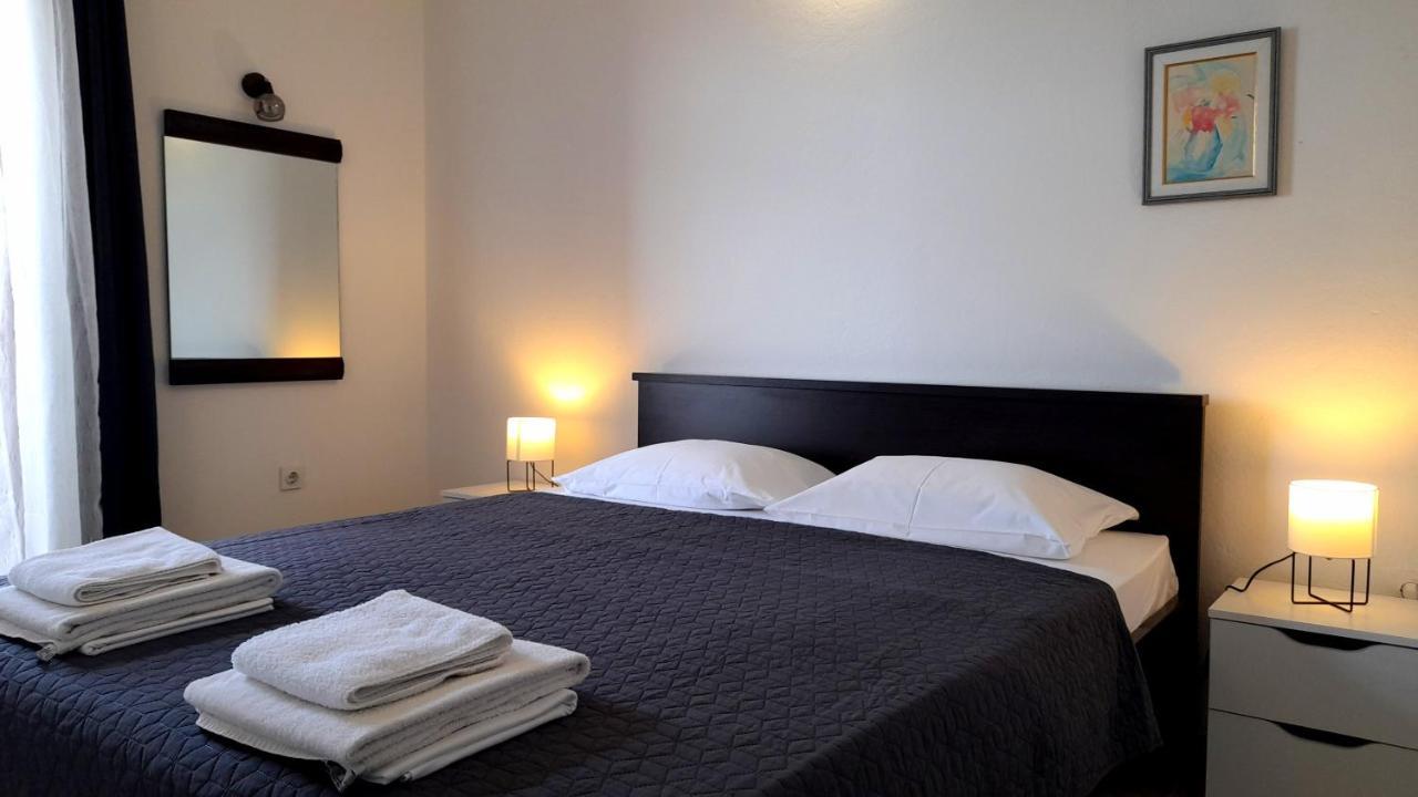 Apartment Mima With Sea View Драге Екстериор снимка