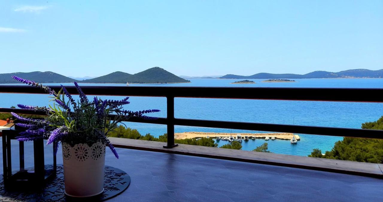Apartment Mima With Sea View Драге Екстериор снимка
